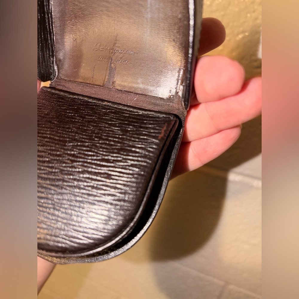 Salvatore Ferragamo Coin Case - Picture 8 of 9